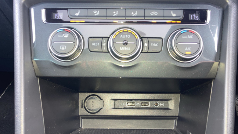 Volkswagen Tiguan 2.0 TDi 190 4Motion SEL 5dr DSG Diesel Estate